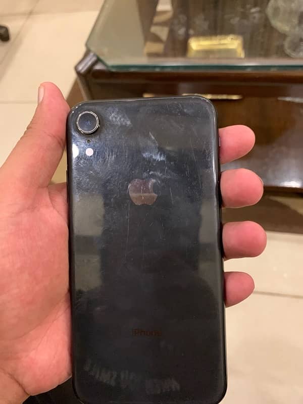 iphone xr 64gb 3