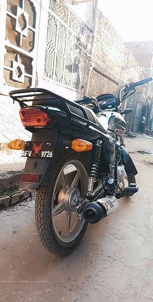 Suzuki 110s black 0