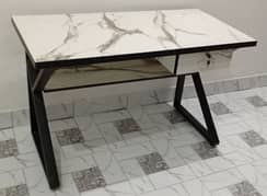 New Stylish Computer Table