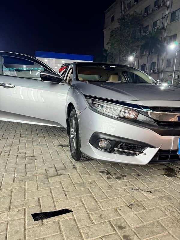 Honda civic X UG 2021 model, 10/10 condition. 2