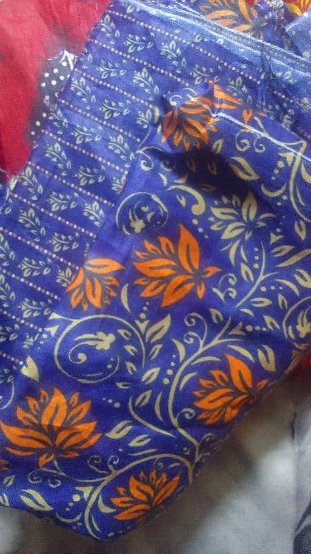 lown 2 peice sout only 800 rs 1