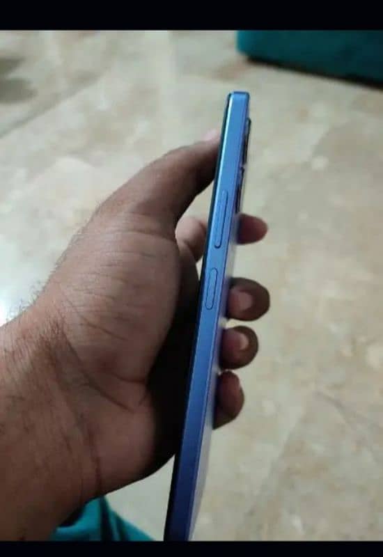 vivo y17s 4