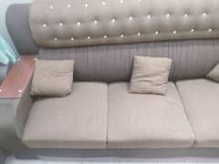 6 seater Sofa set only 6 month use