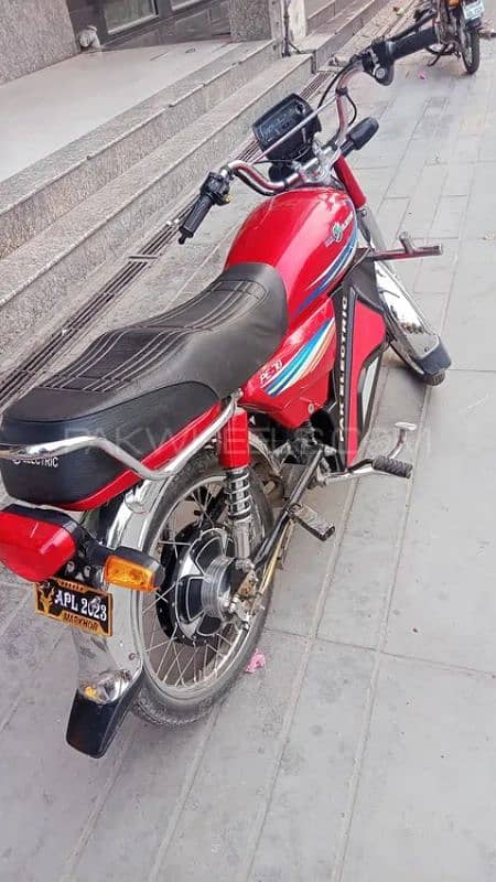 ELECTRIC BIKE FOR SALE. 2