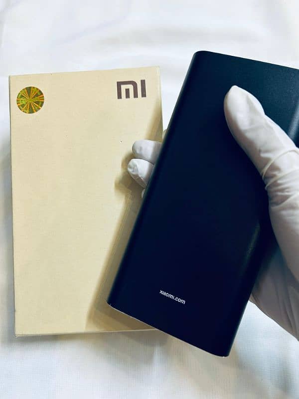 MI-STS 10000 mAh Power Bank | fast charging 3