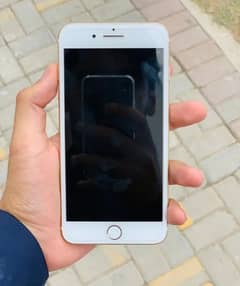 iPhone 7plus 128gb pta approved with cable and cover