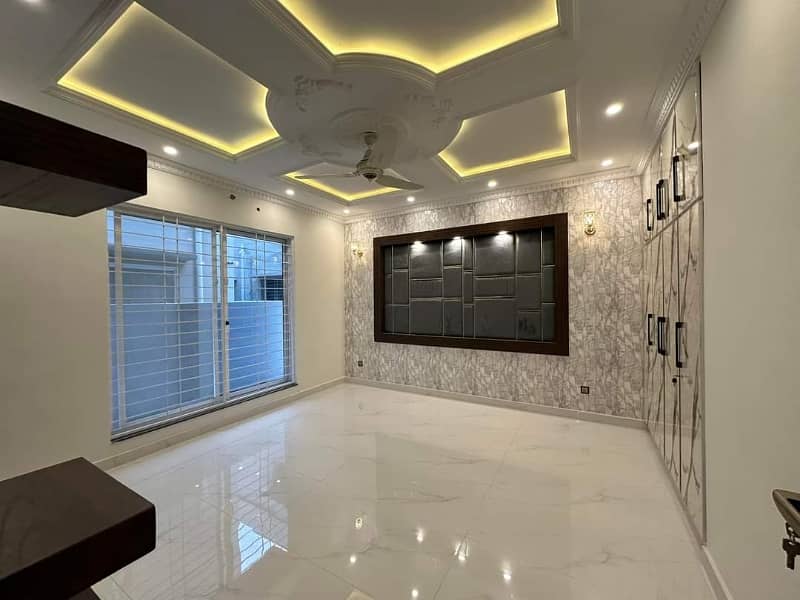 VIP 10 MARLA LUXURY BRAND NEW HOUSE FOR SALE IN BAHRIA TOWN LAHORE 9