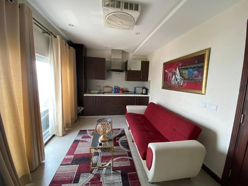 1 Bedroom Luxury Furnished Flat For Rent In Bahria Town Lahore 0