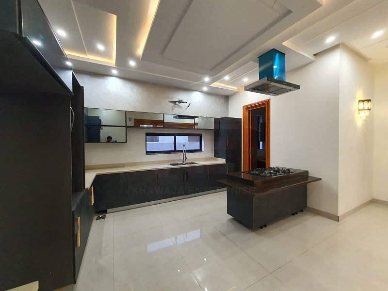 1 Kanal Brand New Ultra Luxury Upper Portion For Rent In Bahria Town Lahore 3