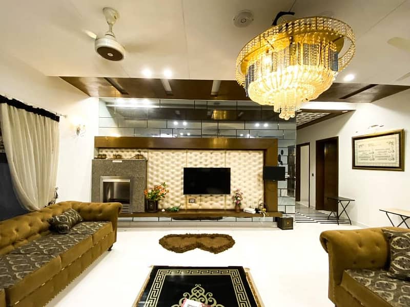 1 Kanal Luxury Non Furnished House For Sale in Bahria Town Lahore 15