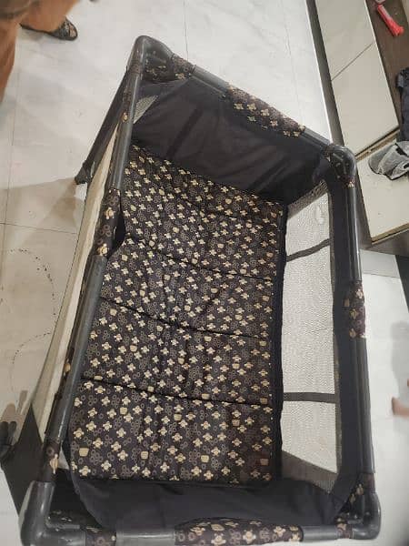 Baby cot and play pen in reasonable price 1