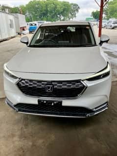 Fesh Imported 2021 / 2024 Honda Vezel e-HEV Z Hybrid For Sale