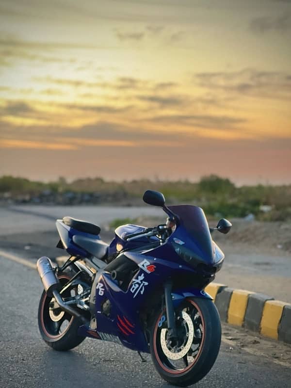 Yamaha R6 2