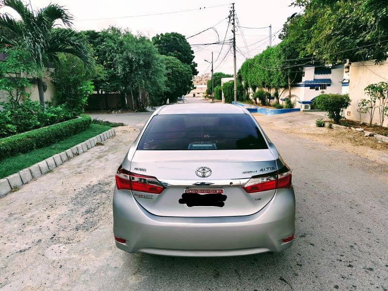 TOYOTA COROLLA ALTIS 1.6cc MODEL 2014 ORIGINAL SILVER COLOR ONLY 57000 4