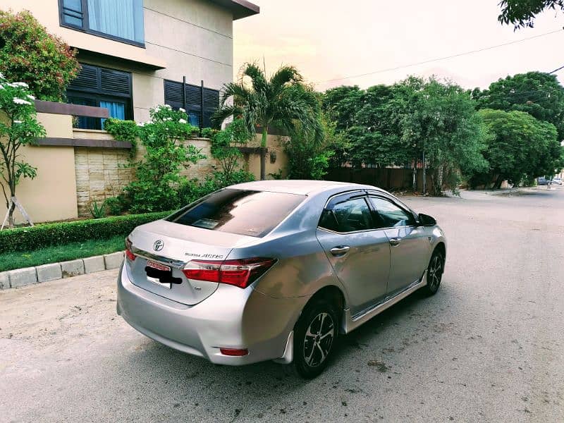 TOYOTA COROLLA ALTIS 1.6cc MODEL 2014 ORIGINAL SILVER COLOR ONLY 57000 5