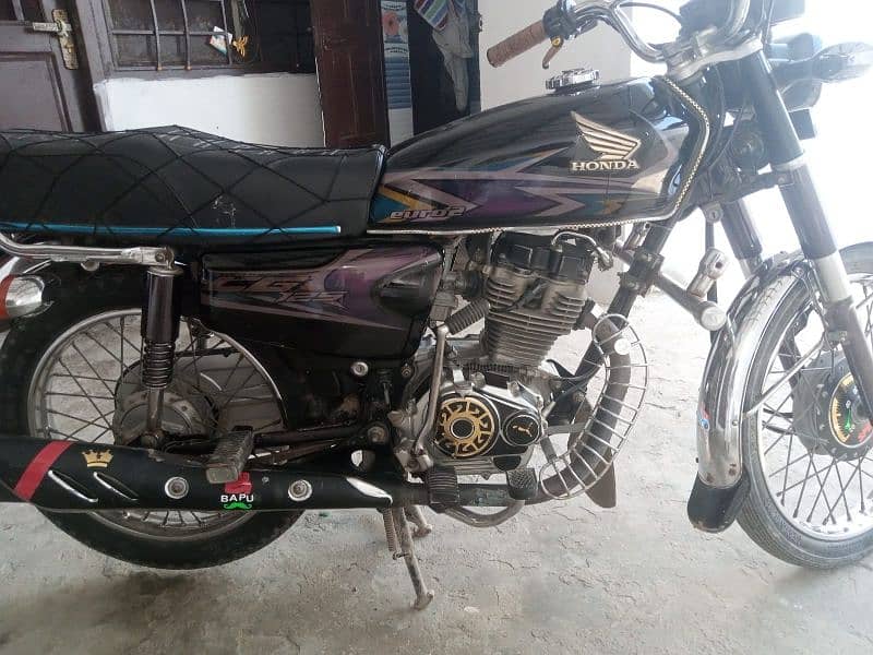 Honda 125 . . . 20 model 3