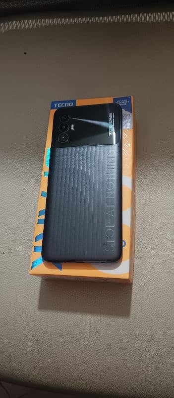 Techno Spark 8 Pro 4/64gb Pta Approved 3