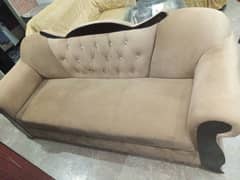 Sofa set 3.2. 1 seats neat a d clean condition new type 0