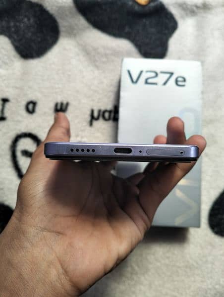 vivo v27e Complete box 1