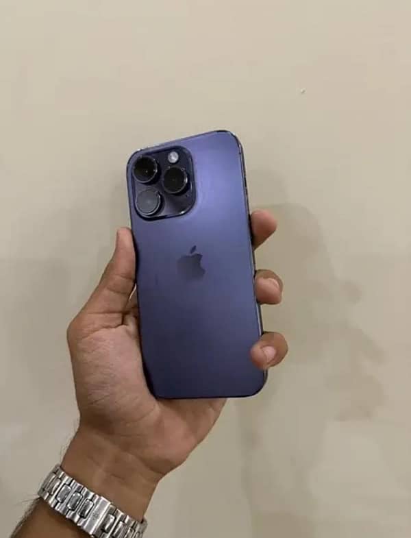 Iphone 14 pro 128gb Dubai variant 2