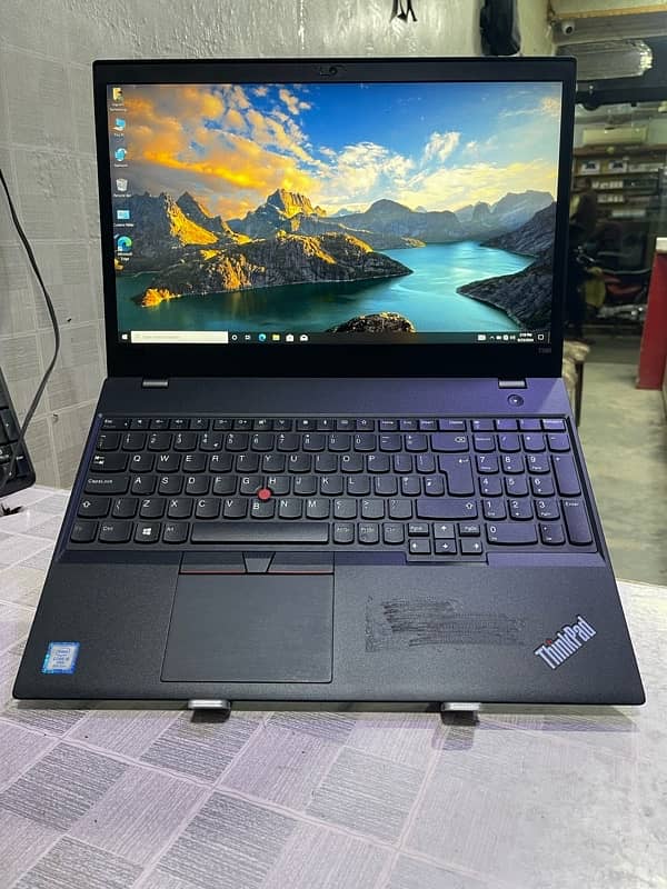 Lenovo Thinkpad T570 (Touch Screen) , 1