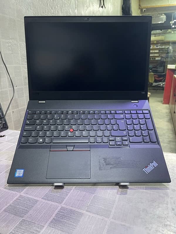 Lenovo Thinkpad T570 (Touch Screen) , 3