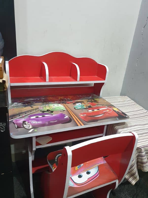 cars themed study table with chair 1