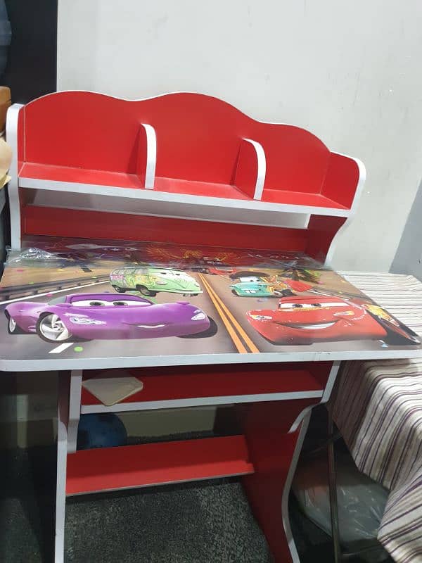 cars themed study table with chair 2