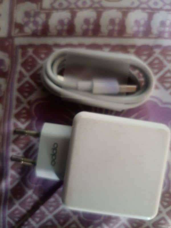 oppo 33 watt fast charger orignal 0