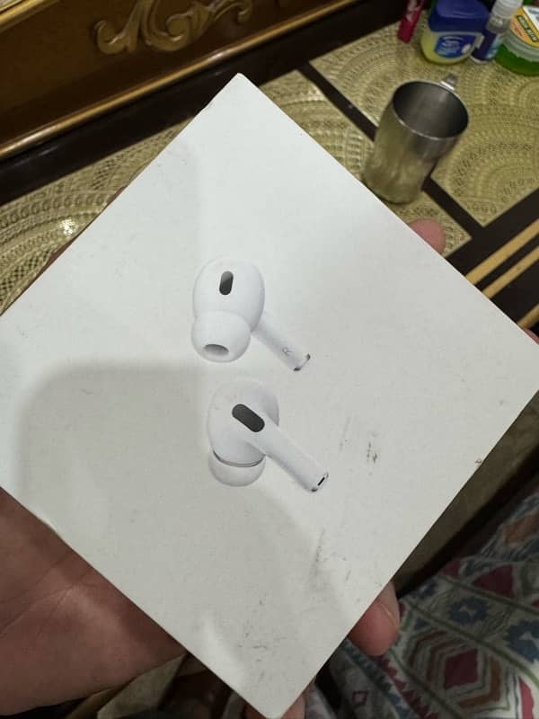 Apple Airpods Pro 4