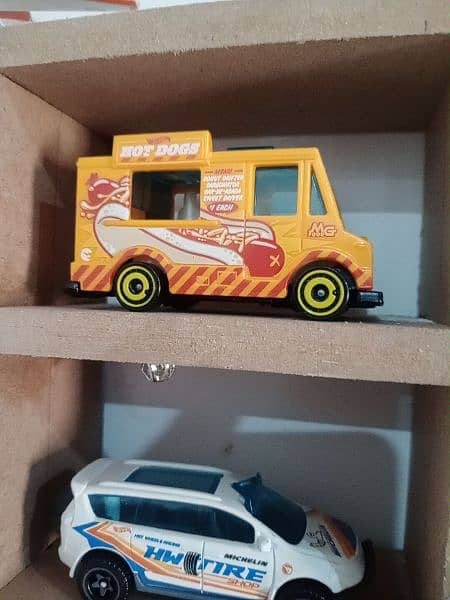 Hot wheels, Matchbox 1:64 Scale Storage Display Case 4