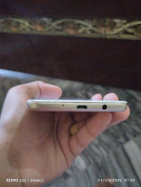 urgent sale     . . . . Samsung j7 prime Dubai version 5