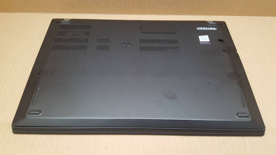 Lenovo ThinkPad T480s 3