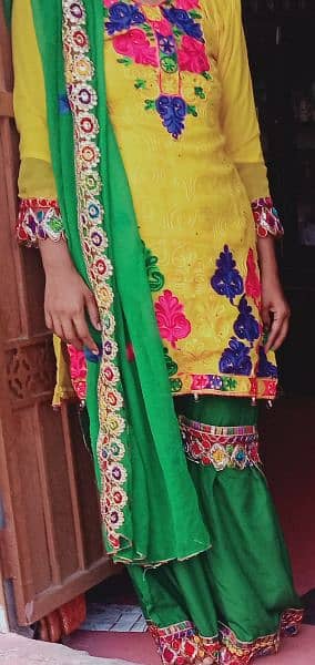 colourfull with embroidery mehndi dress 0