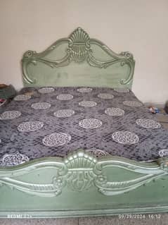 used bed in good condition for sale