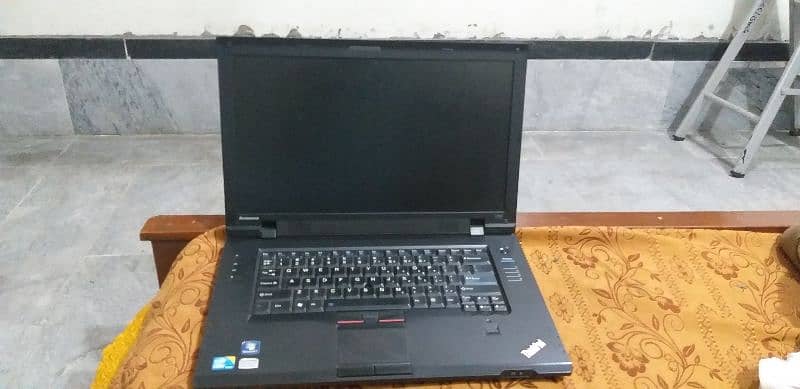 Lenovo laptop i5 1st gen 4