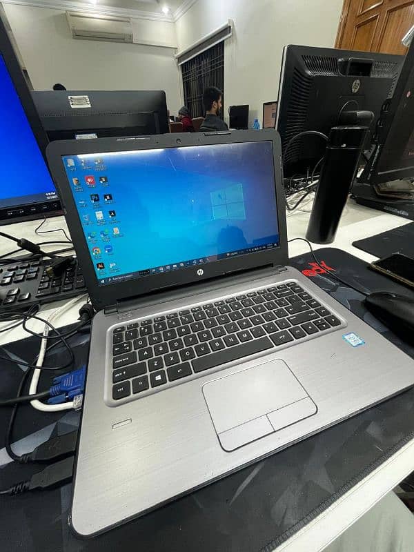 Hp intel core i5  7gen 16 GB ram 256 SSD 5