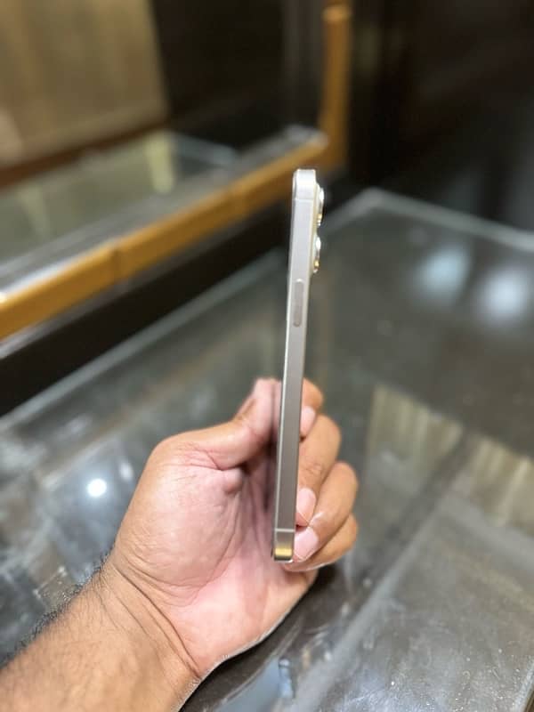 iPhone 15 Pro Max 512 gb 2