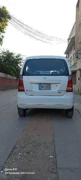 Suzuki Wagon R 2017 6