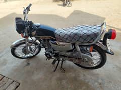 125 cg 2022 modal new tayer 8 pali  scrac Las bike all ok ha urgent sa