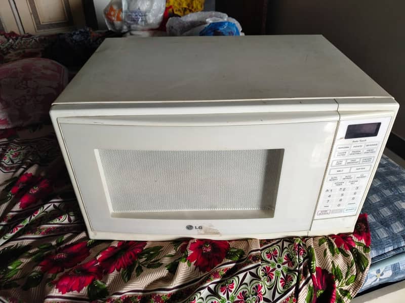 LG Microwave oven 0