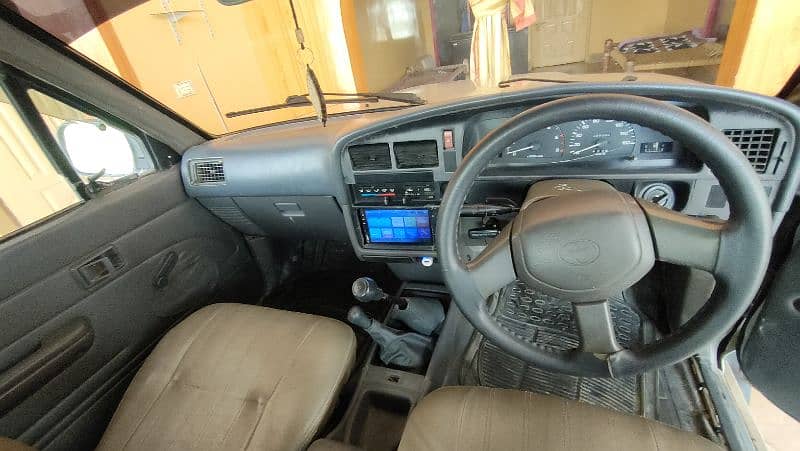 Toyota Hilux double cabin 4