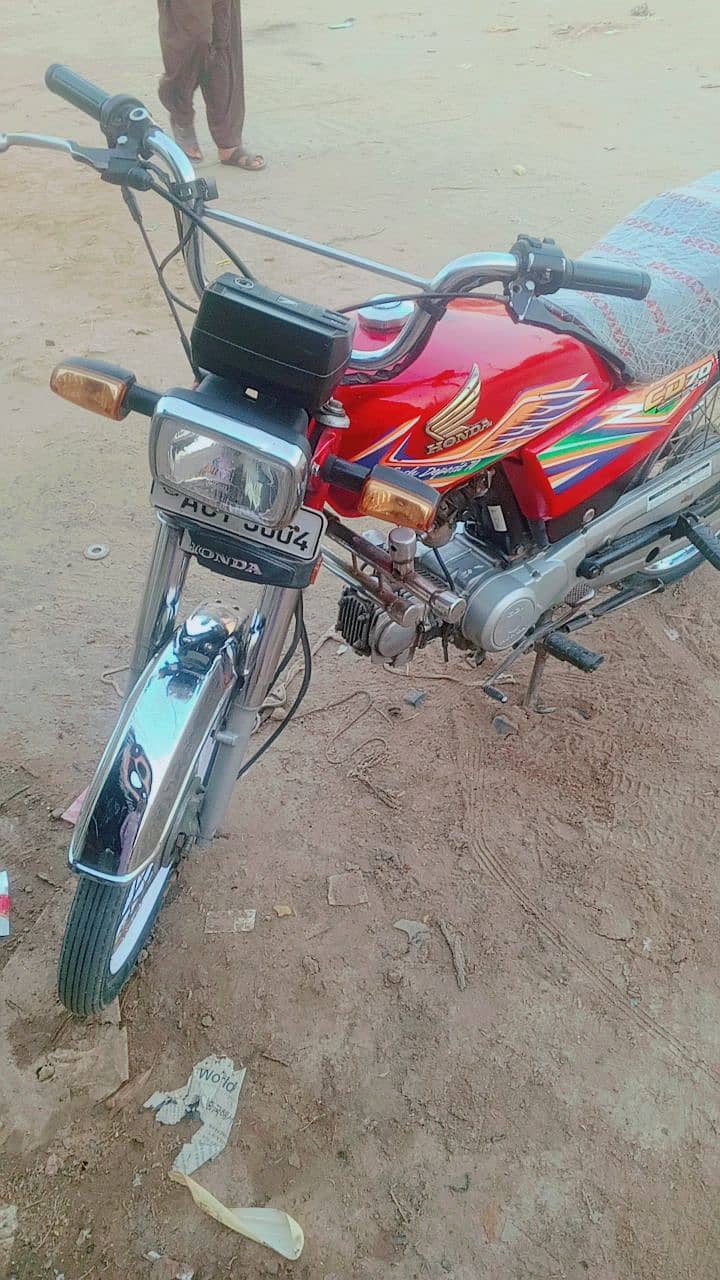 Honda CD 70 2020 3