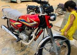 Honda CG 125 model 2019 for urgent sale