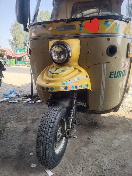 Tazz Raftar Rickshaw 0