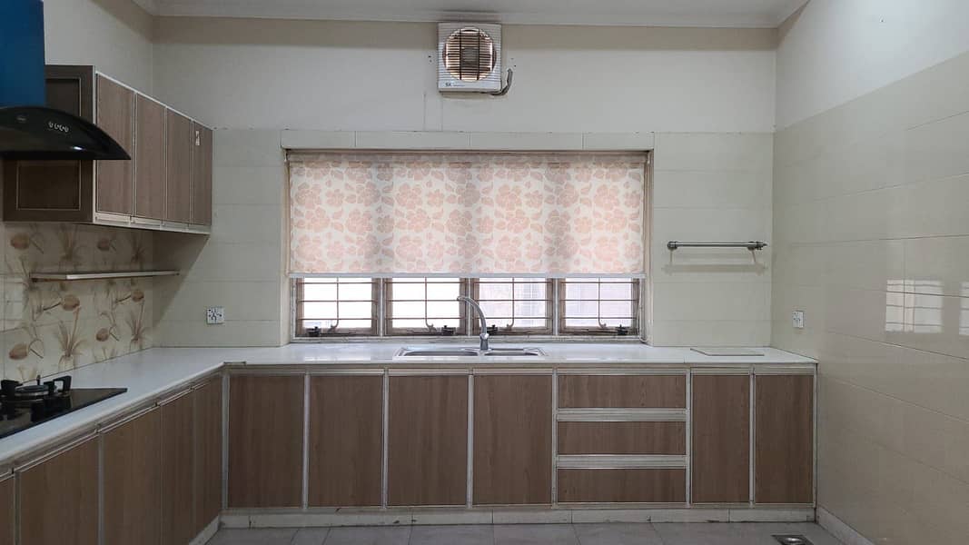 **1 Kanal Upper Portion for Rent in Fazaia Housing Scheme Phase 1** 1