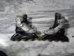 skating shoes available for sale size 7 number