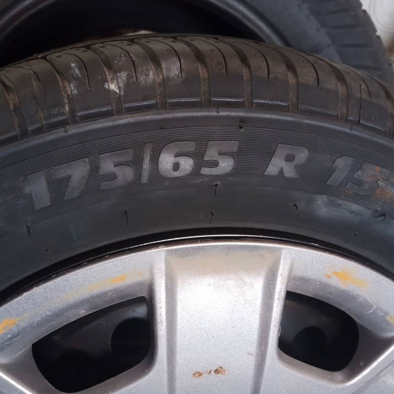 tire tyres R15 2