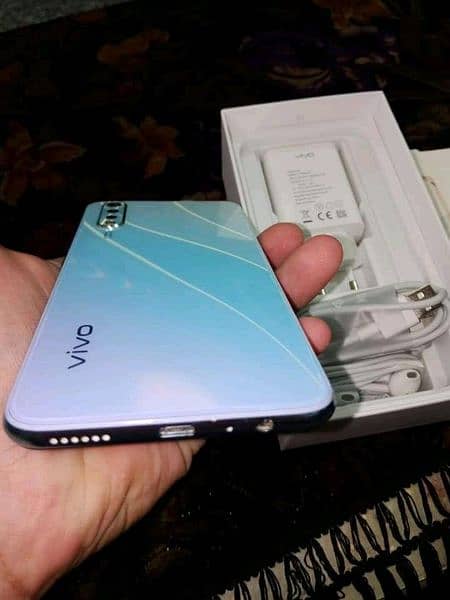 VIVO S1 4/128 pta approved 03409540439Watsapp 1