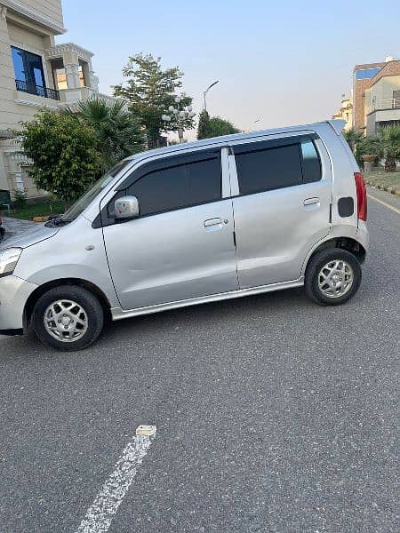 Suzuki Wagon R 2019 1